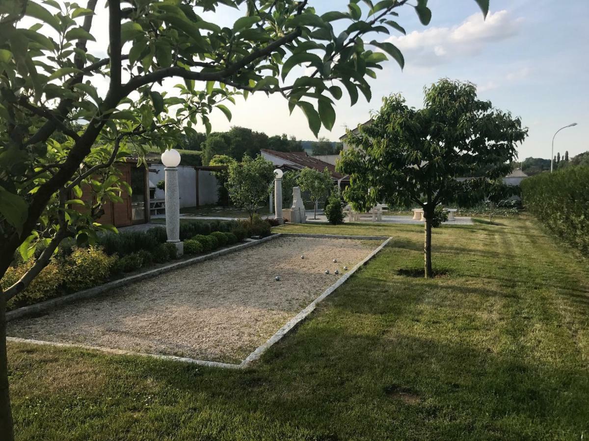 Gites Des Sablons Châtillon-sur-Marne エクステリア 写真